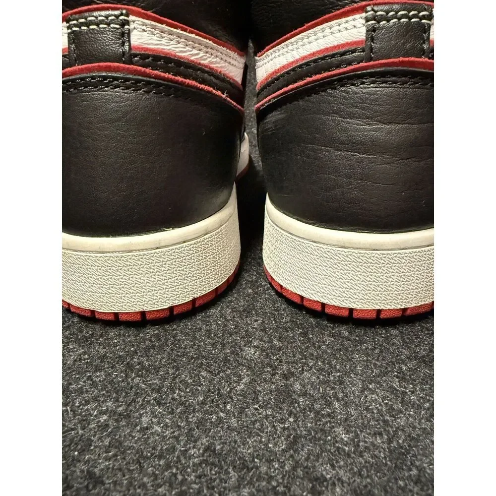 Nike Jordan 1 Retro High OG Bloodline Shoes Youth 5.5 With‎ Box